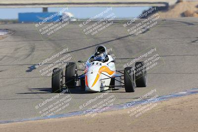 media/Oct-15-2023-CalClub SCCA (Sun) [[64237f672e]]/Group 5/Qualifying/